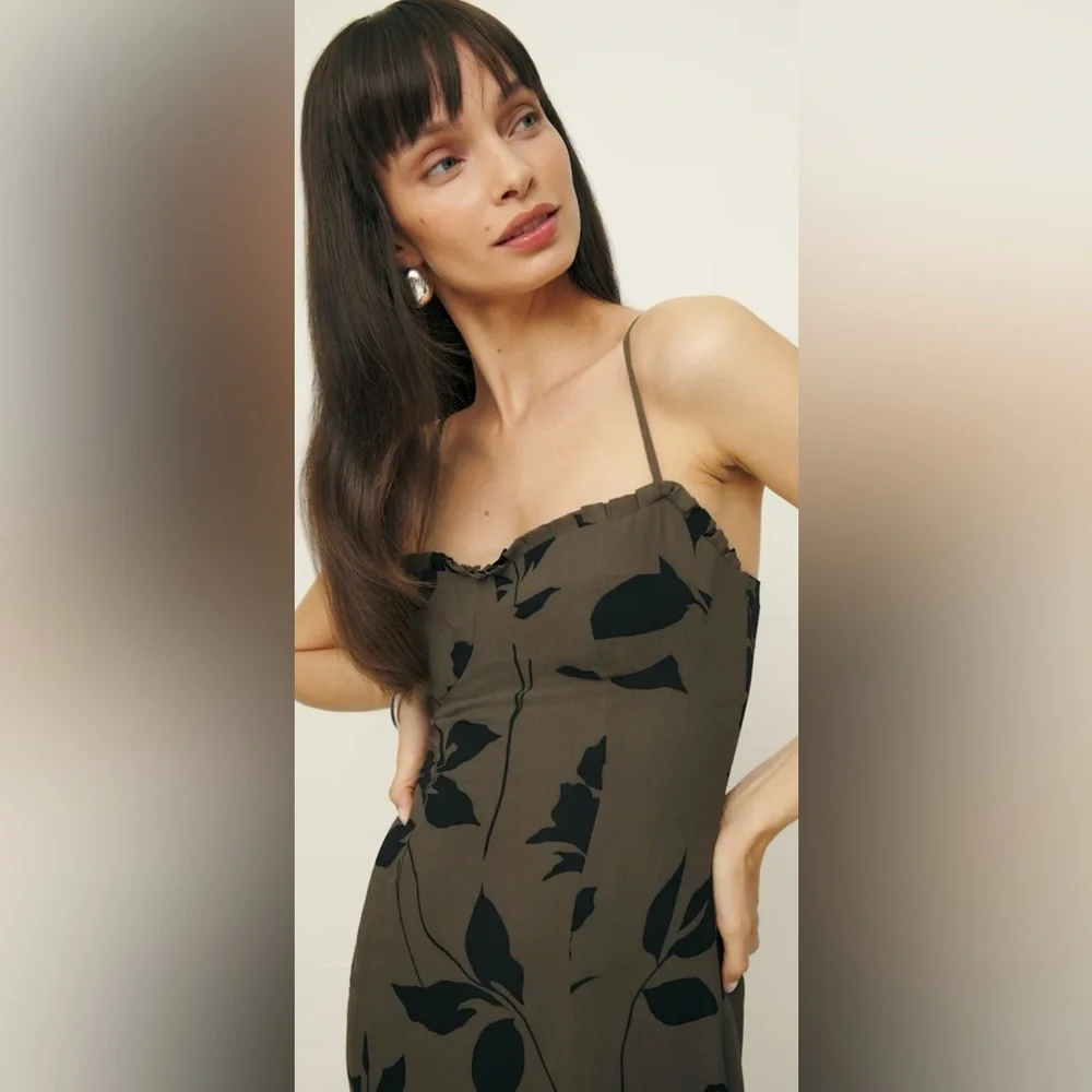 NWT Reformation Aiko dress in Solana print. Floral - Picture 2 of 11